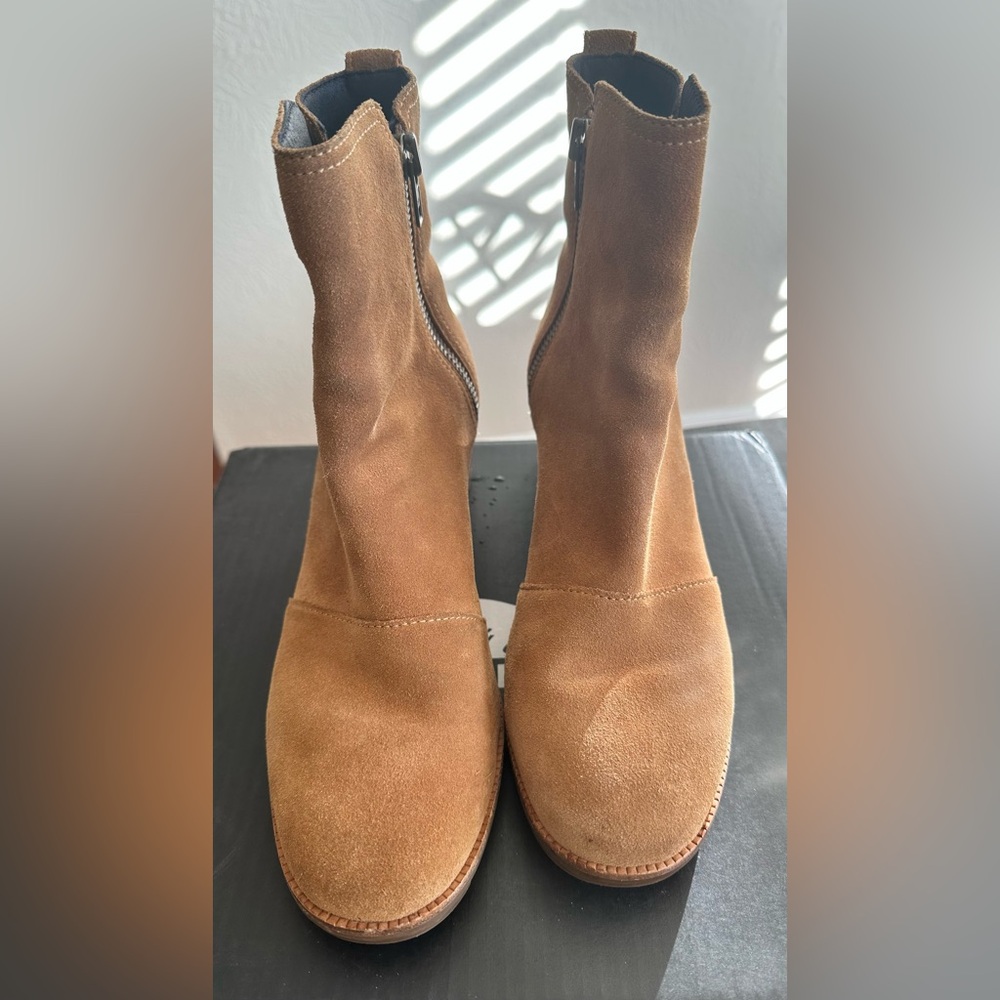 Sorel “Cate” Bootie, size 9